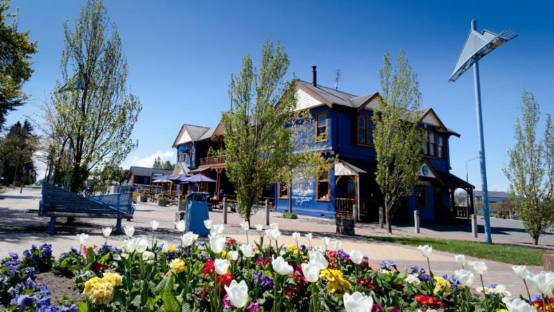 The Blue Pub, Mt Hutt Village - Methven