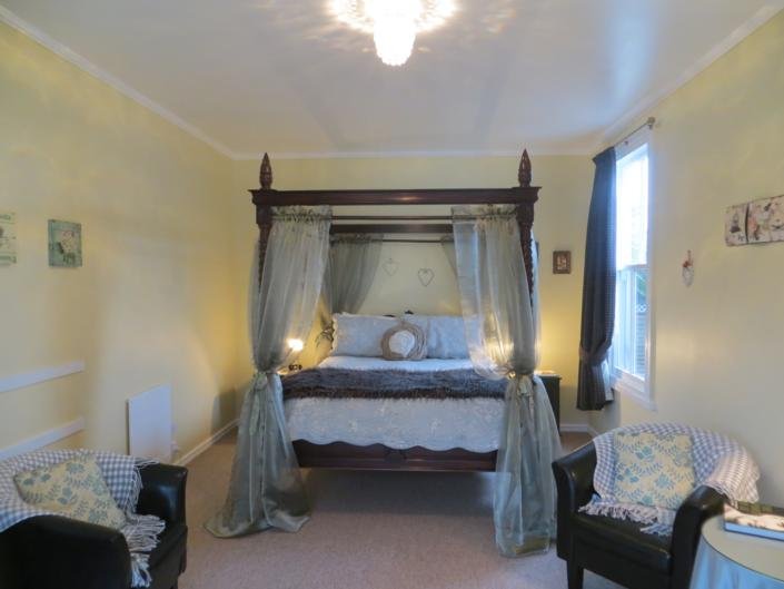 Cotswold Cottage Bed And Breakfast