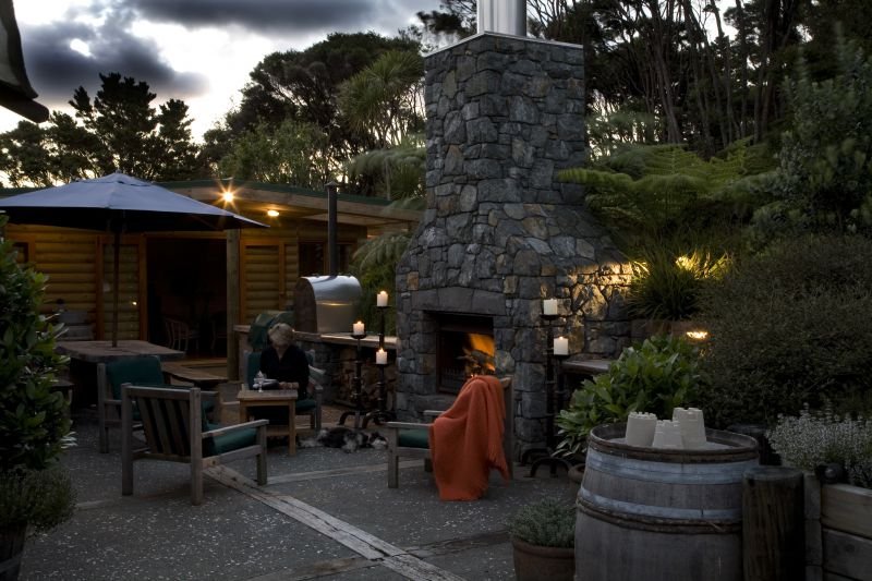 Omaio Garden - Accommodation New Zealand 0