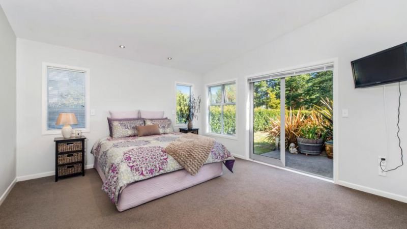 Lupin Lodge Bed & Breakfast - Accommodation New Zealand 5