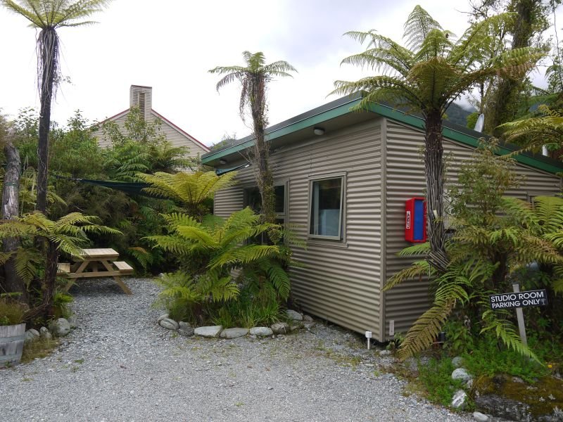 Franz Josef Holiday Rentals - Accommodation New Zealand 4
