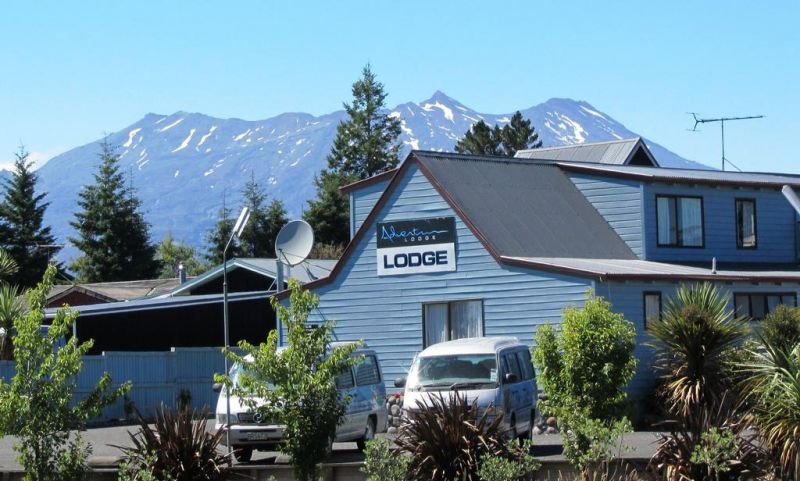 Adventure Lodge - Accommodation New Zealand 4