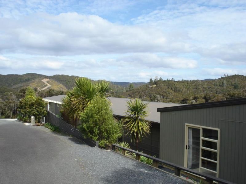 Longhouse Bed And Breakfast - Accommodation New Zealand 10