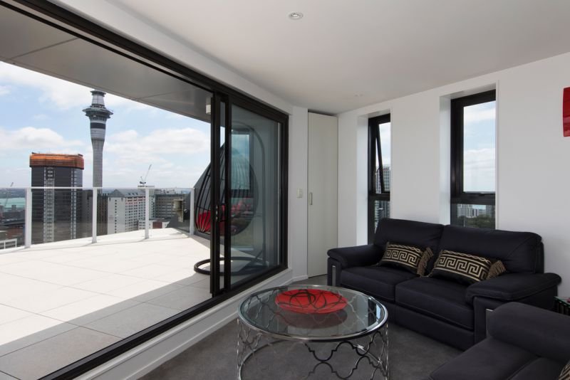 Penthouse Views - Auckland Holiday Apartment - Accommodation New Zealand 1