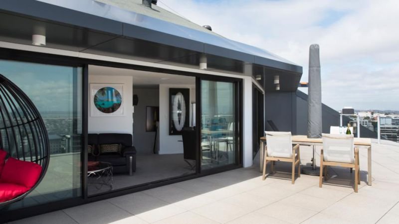 Penthouse Views - Auckland Holiday Apartment