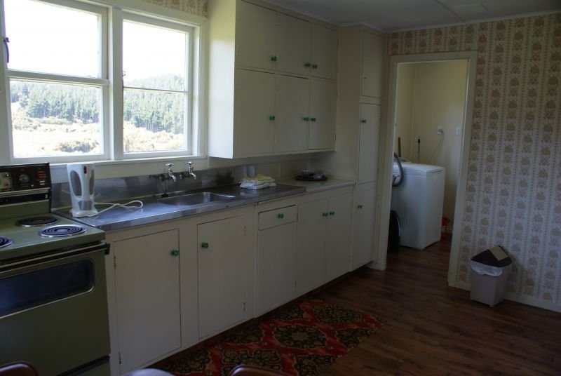 Chaslands Farm Cottages - Accommodation New Zealand 4