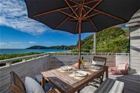 Spectacular Woolleys Bay - Matapouri Holiday Home