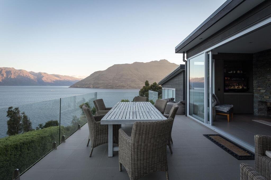 The Views, A Relax It's Done Luxury Holiday Home - thumb 2