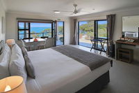 Whangaparaoa Lodge