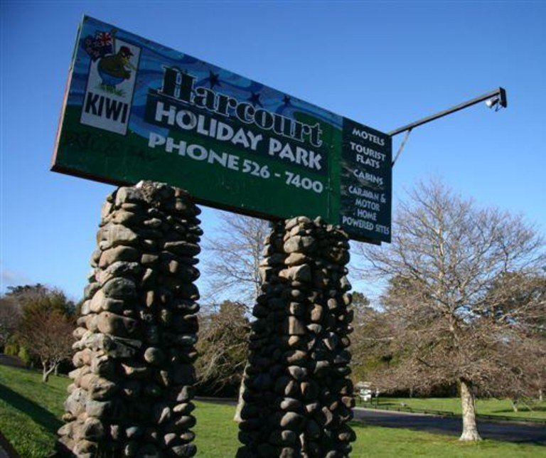 Wellington's Kiwi Holiday Park - thumb 8
