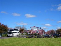 Adventure Lodge and Motels and Tongariro Crossing Track Transport
