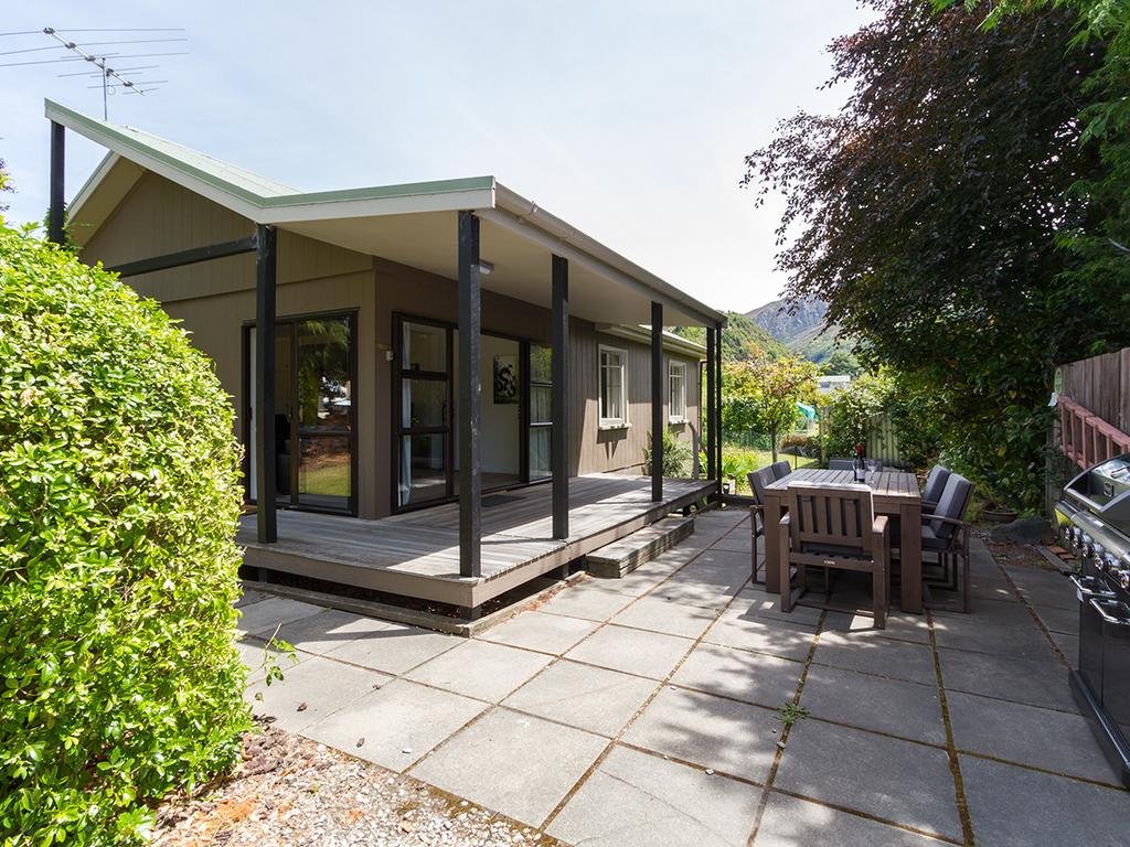 Arrowtown Cutie - Arrowtown Holiday Home - thumb 0