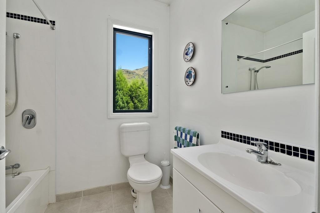 Arthurs Point Mount Views - Queenstown Holiday Home - thumb 2