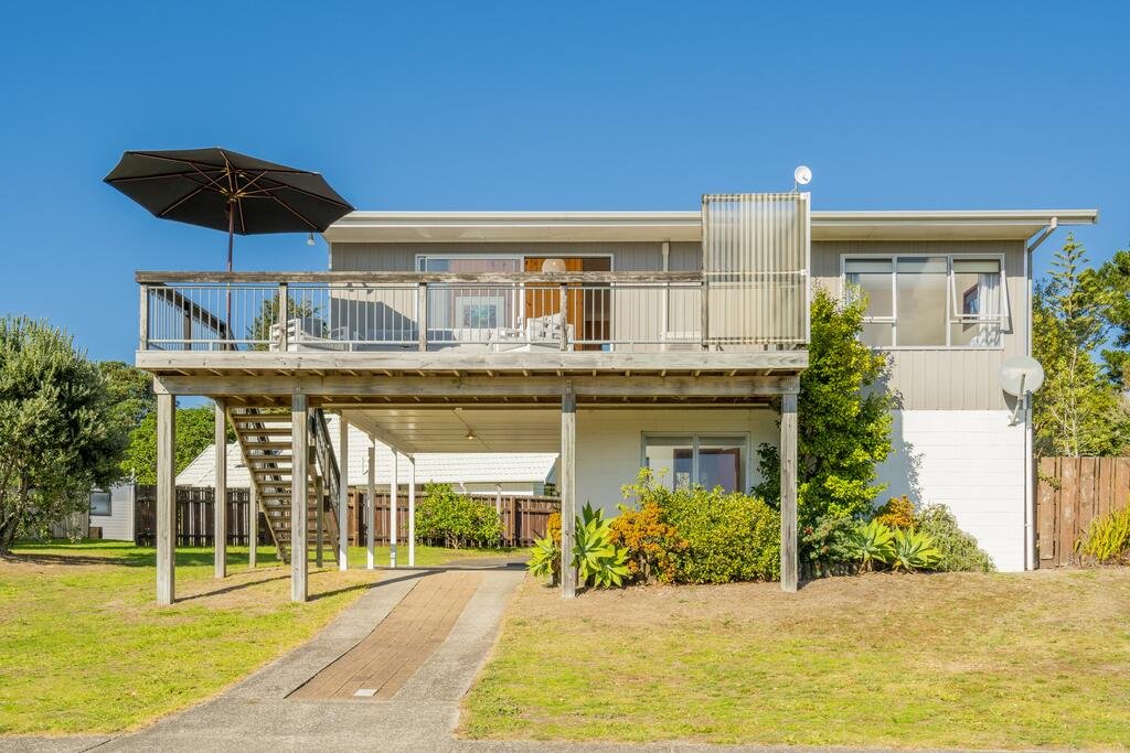 Birdie Lookout - Pauanui Holiday home