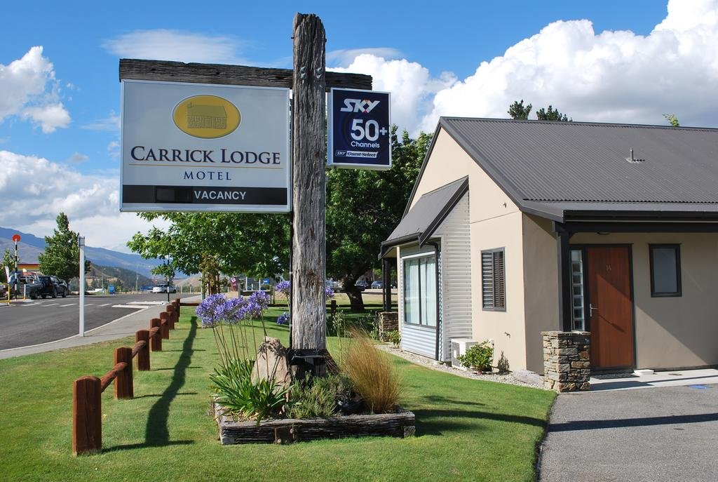 Carrick Lodge Motel - thumb 0