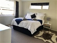 Christchurch City Fringe Modern Private Room