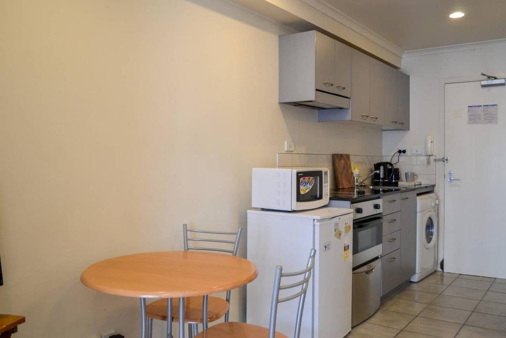 Cozy City Apartment In Central Auckland Location - thumb 0