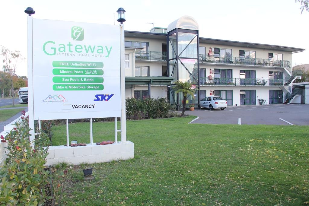 Gateway International Motel - thumb 0