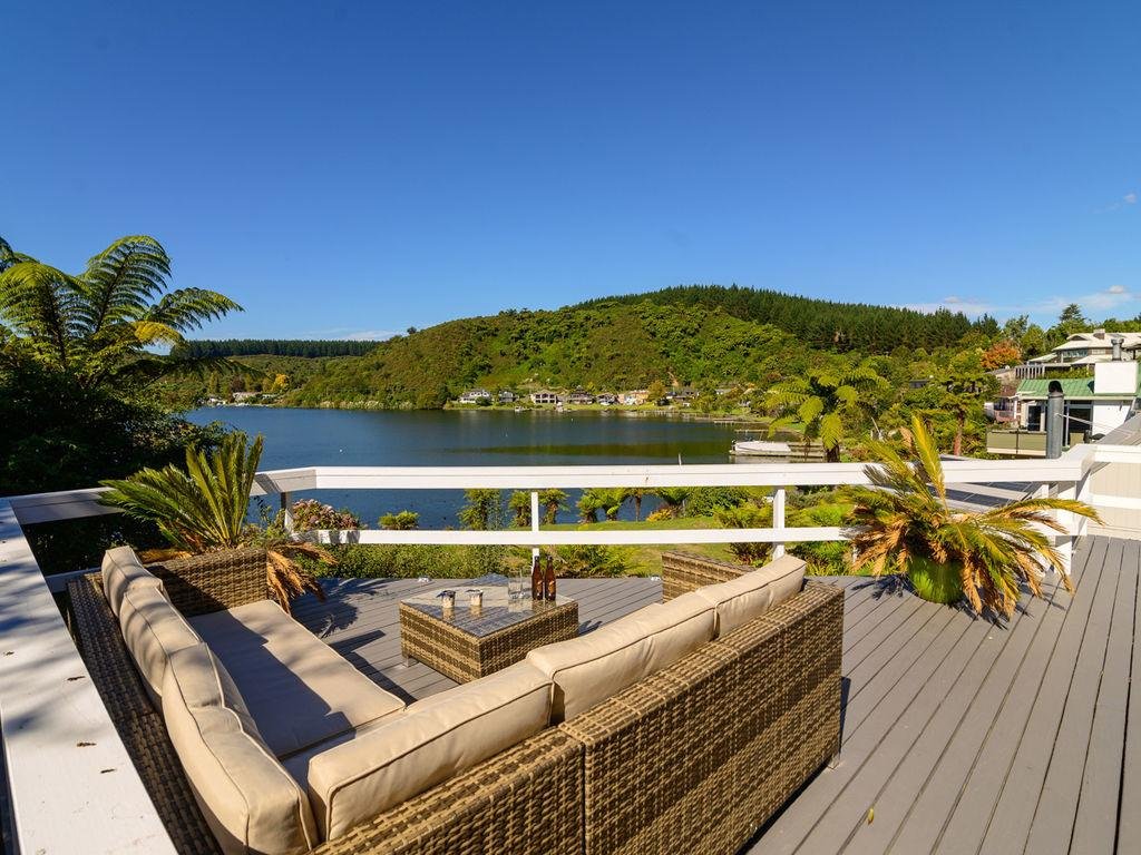 Mourea Lakefront Magic - Lake Rotoiti Holiday Home - Accommodation New Zealand 0