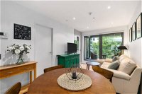New and Stunning Two Bedroom Near Ponsonby - Pool Gym Sauna