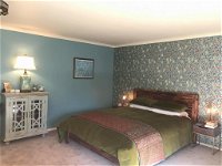 Quince Lodge - Bed  Breakfast