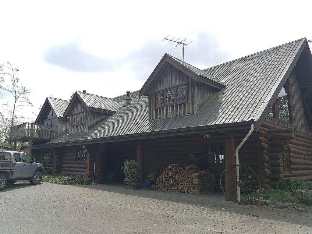 Ruapehu Log Lodge - thumb 2