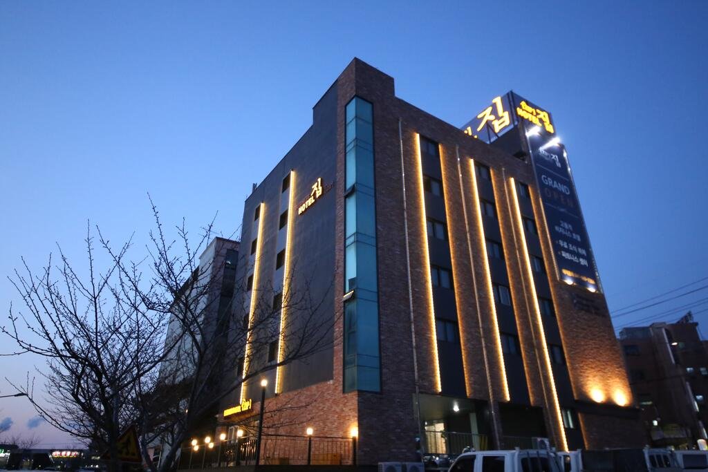 Daesan Business Hotel ZIP Accommodation South Korea