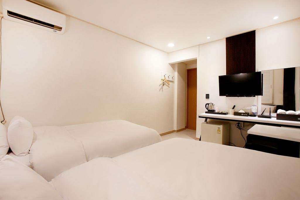 Eton Hotel Accommodation South Korea