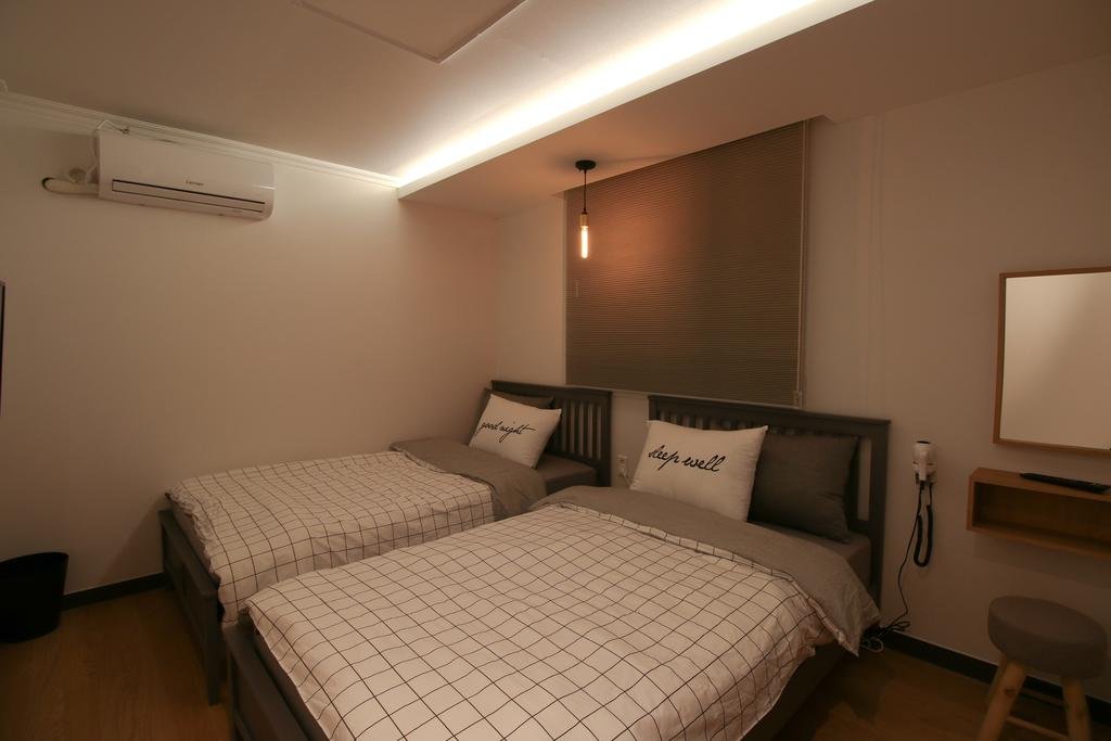 Heima Guesthouse Hongdae - Accommodation South Korea