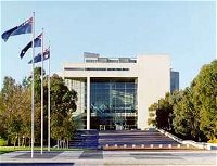 High Court of Australia Parkes Place - Attractions Melbourne