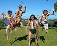 Wadumbah Aboriginal Dance Troupe - QLD Tourism