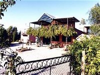 The Terrace Gallery at Patly Hill Farm - Accommodation in Bendigo