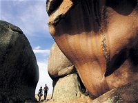 Murphy's Haystacks - Ancient Granite Rock - Tourism Canberra