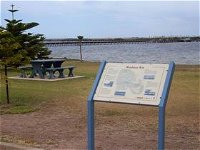 Port Broughton Historic Walking Trail - Port Augusta Accommodation