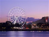 The Wheel of Brisbane - Accommodation Brunswick Heads