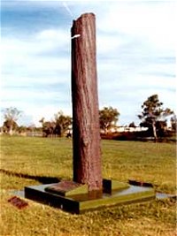 The Flood Memorial or The Stump - Broome Tourism