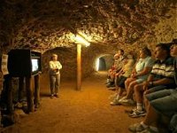 Miners Heritage Walk-In Mine - QLD Tourism