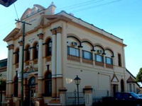 Former Royal Bank of Queensland - Accommodation Gladstone