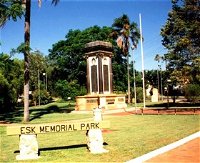Esk War Memorial and Esk Memorial Park - St Kilda Accommodation