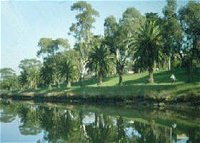 Maribyrnong River - Accommodation in Brisbane