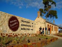 Oliver's Taranga Vineyard - Accommodation Great Ocean Road