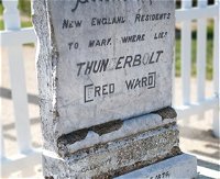Thunderbolt's Grave - Accommodation Gold Coast