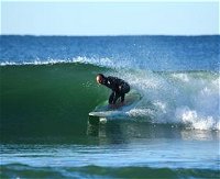 Surfaris Surf Camp - Accommodation Redcliffe