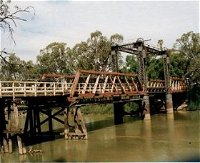 Swan Hill - Murray River Road Bridge - Accommodation Rockhampton