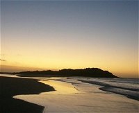Dhamitjinya East Woody Island and Galaru East Woody Beach - QLD Tourism