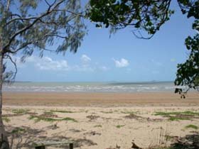 Armstrong Beach QLD VIC Tourism