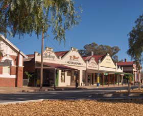 Ariah Park NSW Tourism TAS