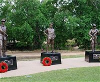 VC Memorial Park - Honouring Our Heroes - Accommodation Rockhampton