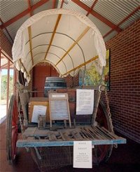 The Trek Wagon Walla Walla - Wagga Wagga Accommodation
