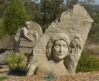 Heritage Sculptures at Pensioners Hill Lookout - Accommodation Kalgoorlie